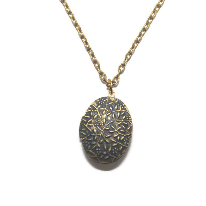 Black Bramble Locket 